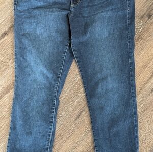 ANA High Rise Jeans with Skinny Ankle Size 12